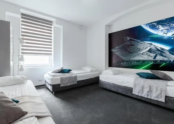 Bed & Breakfast Cinema