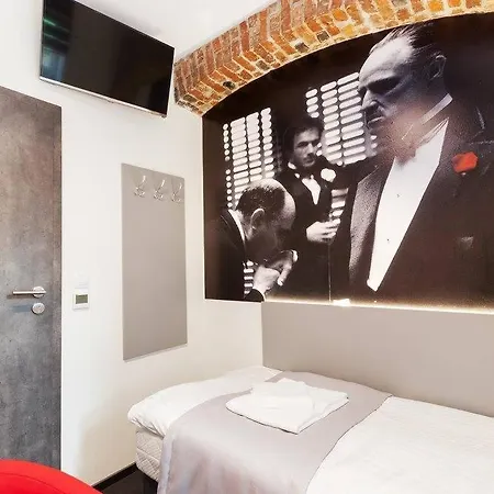 Bed and Breakfast Cinema Πόζναν