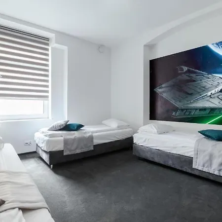 Bed & Breakfast Cinema